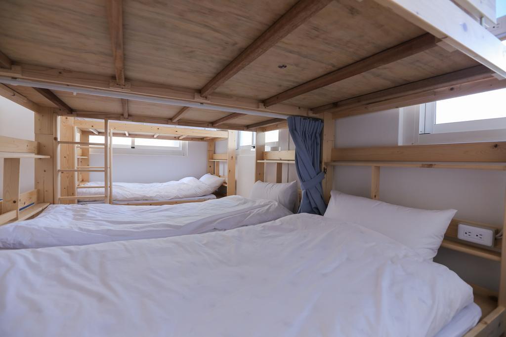 Auberge de jeunesse Simple Travel à Donggang Extérieur photo